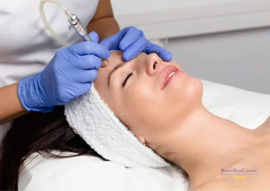 Mikrodermabrasion Behandlung im Beauty Skin Cologne