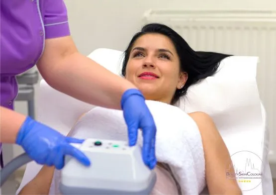 Kryolipolyse Behandlung bei Beauty Skin Cologne